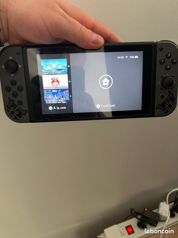 Nintendo Switch Monster Hunter Rise edition (image 2)