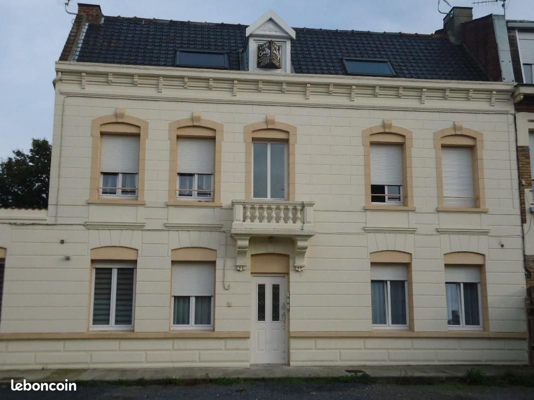Appartement 1 pièce 17 m² · à Flers-en-Escrebieux · 17 m² · 400 €/mois