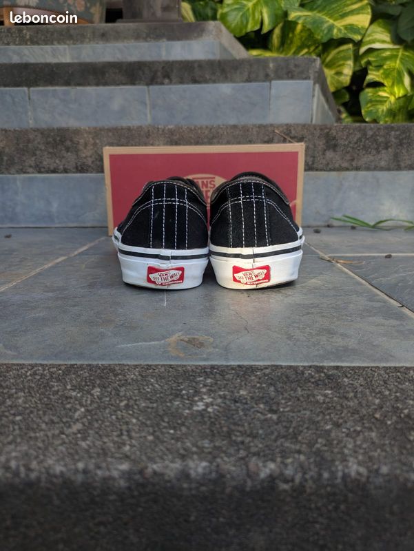 VANS AUTHENTIC PRO taille 42 (image 3)