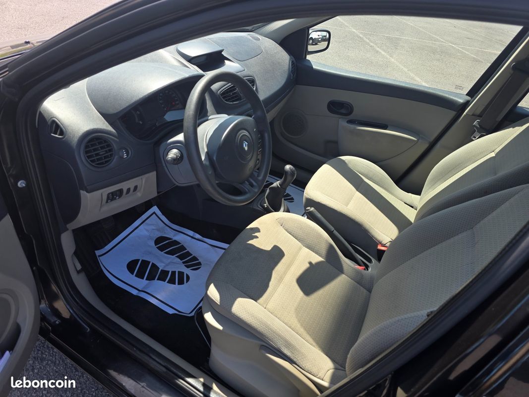 Renault Clio 1.5 DCI 68CV FAIBLE KILO CERTIFIE (image 7)