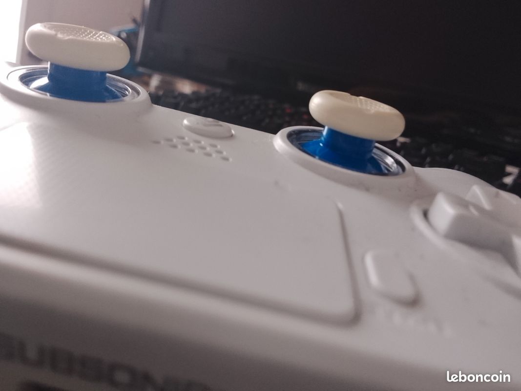 Manette play 5 (image 6)