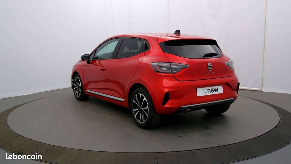 Renault clio tce 90 ch gsr2 techno (image 17)