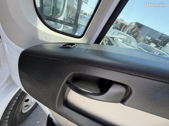 Fiat Ducato Maxi Fourgon Grand-Volume 40 FIAT DUCATO MAXI 180 CV L4 l5 GALLERIE GPS RADARS TEL ATERLIER ETC...(14 084HT) (image 27)