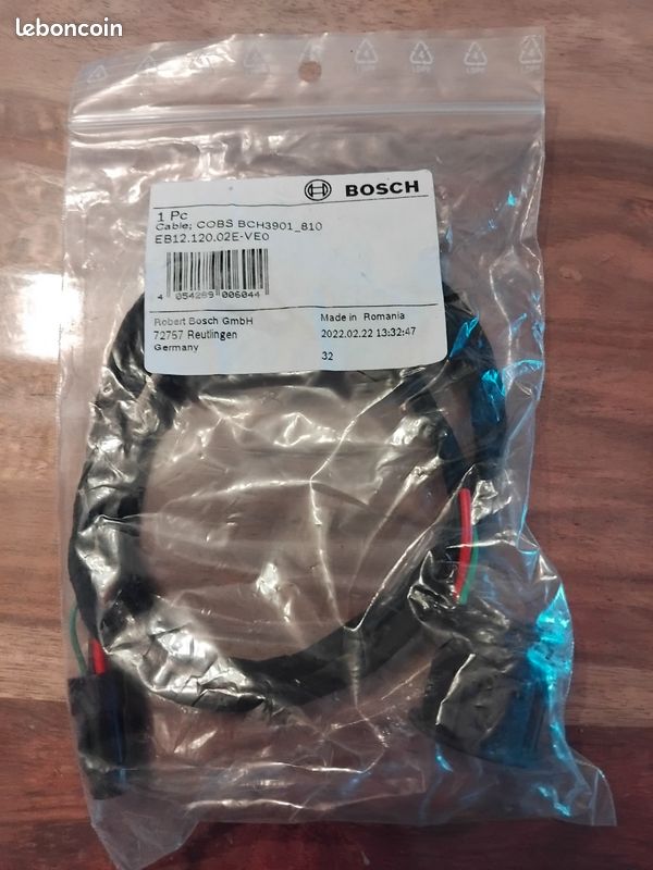 Bosch Cable de Toma de Carga BCH3901 - 350 mm | BIKE24