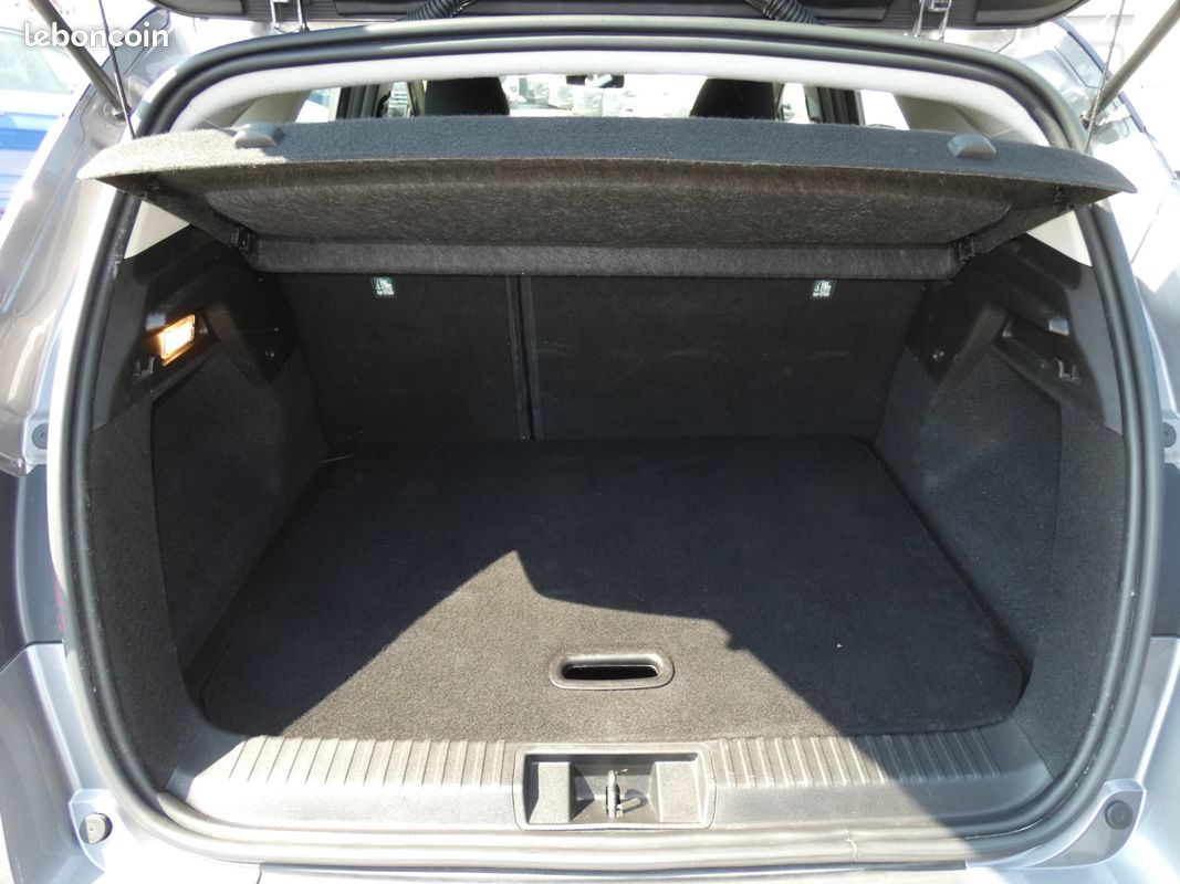 RENAULT CAPTUR TCe 90 Business (image 13)