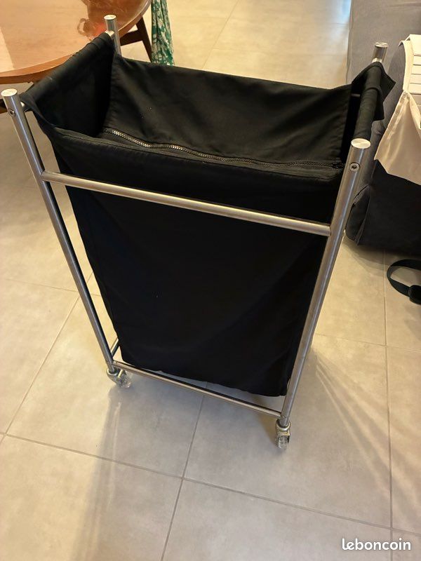 Chariot de linge (image 1)