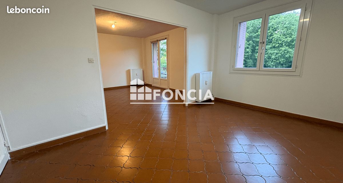 Appartement 3 pièces 79 m² · à Hyères · 79 m² · 1 100 €/mois