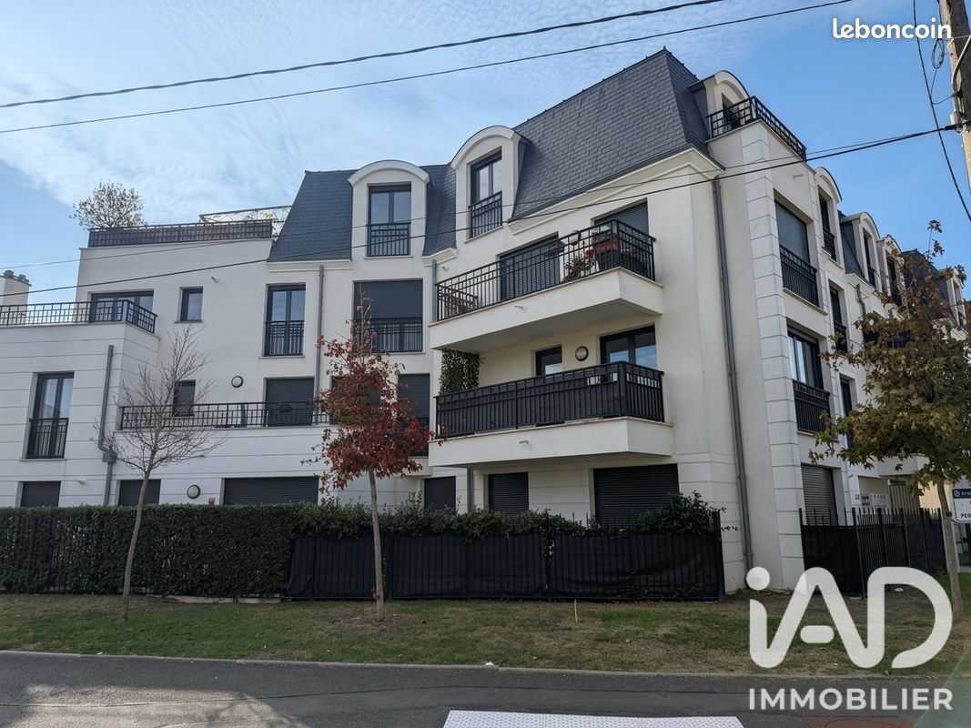 Appartement 3 pièces 64 m² · à Sainte-Geneviève-des-Bois · 64 m² · 259 900 €