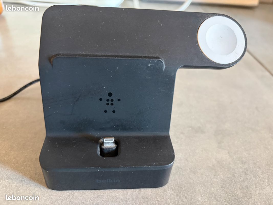 IPhone 7 Plus et sa station de charge (image 5)