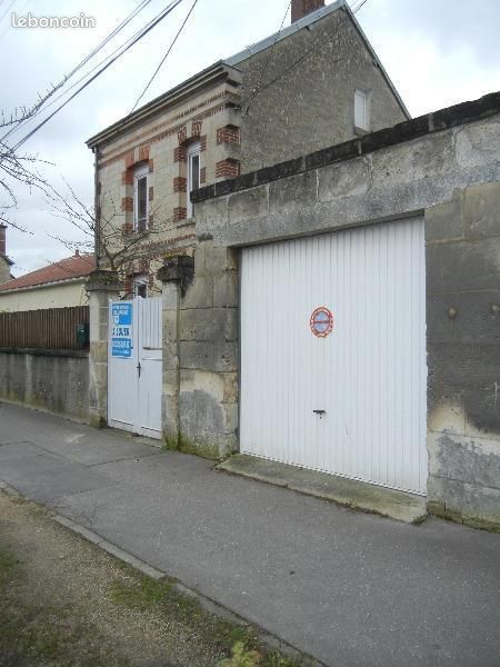 Maison 10 pièces 127 m² · à Soissons · 127 m² · 869 €