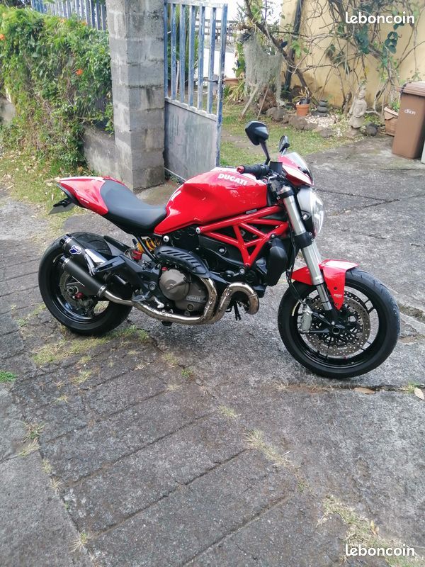 Moto Ducati Ducati Monster 821 Stripe Hypermotard 821 Monster 821