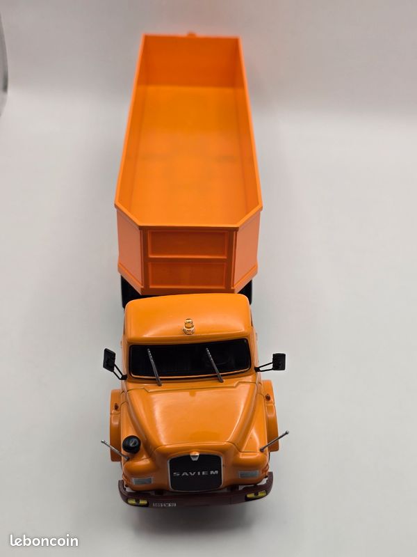Camion Renault Saviem Militaire CIJ Projecteur Mécanique/électrique échelle 1/10 – Tôle France