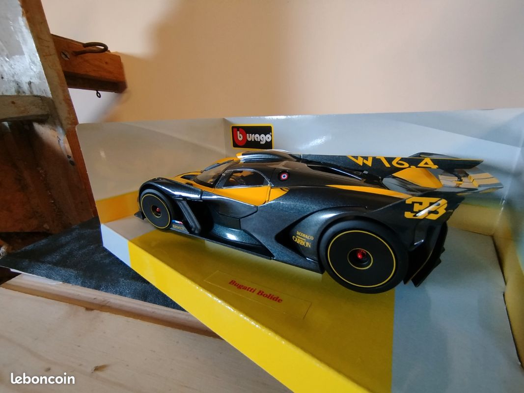 Voiture miniature 1/18 Bugatti Bolide (image 5)