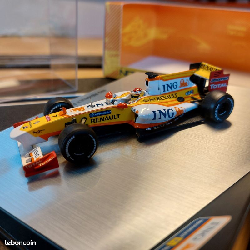 MINICHAMPS 1/43 - Renault F1 Team R26 #2 G. Fisichella 2006 EUR 52,00