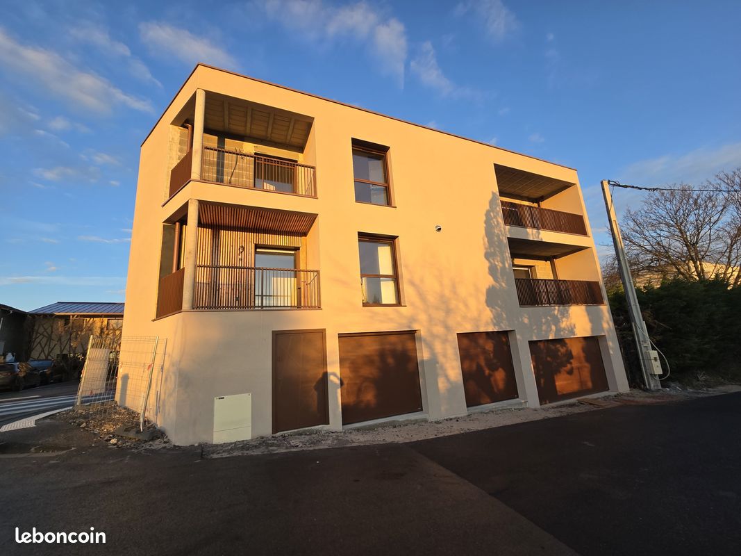 Appartement 2 pièces 32 m² · à Riom · 32 m² · 630 €/mois