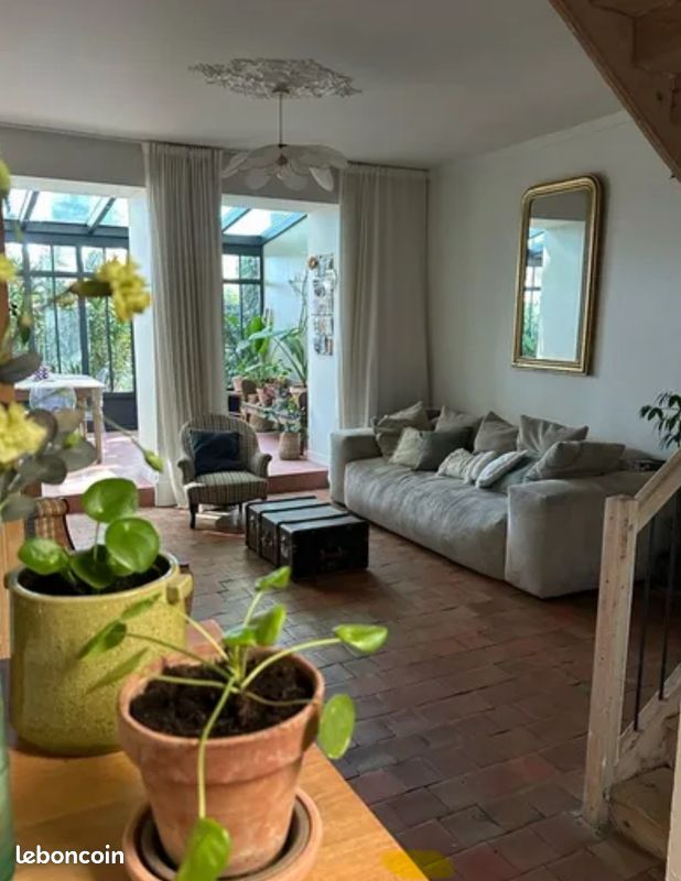 Maison 5 pièces 103 m² · à Neuville-sur-Saône · 103 m² · 580 000 €