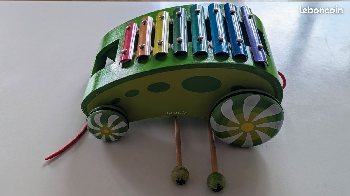 Xylophone Janod a tirer, bon état (image 1)