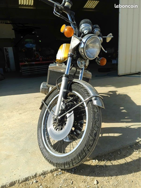 Suzuki gt750 1976 (image 3)
