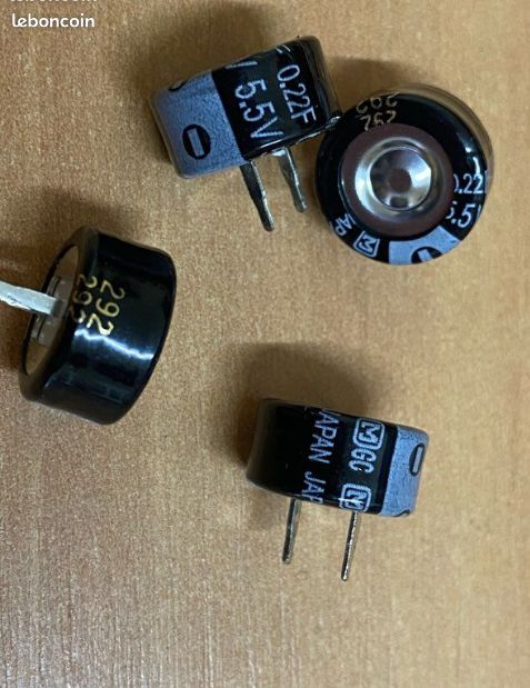 2 x condensateur électrolytique en aluminium enfichable 450V 150UF
