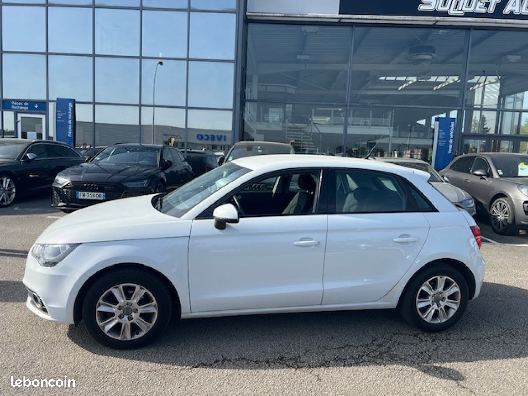 AUDI A1 SPORTBACK 1.2 TFSI 86 Attraction (image 9)