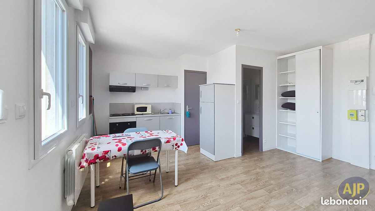 Appartement 1 pièce 20 m² · à La Roche-sur-Yon · 20 m² · 430 €/mois