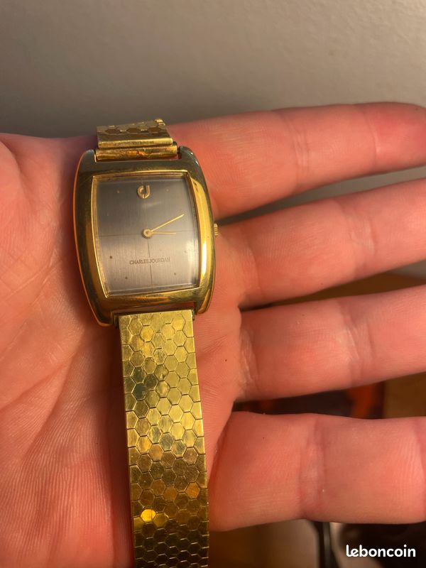 Montre Charles Jourdan plaqué or (image 1)