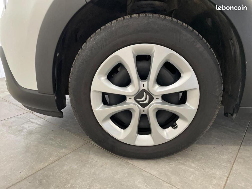Citroën C3 BlueHDi 100 S&S BVM6 Feel Business (image 9)