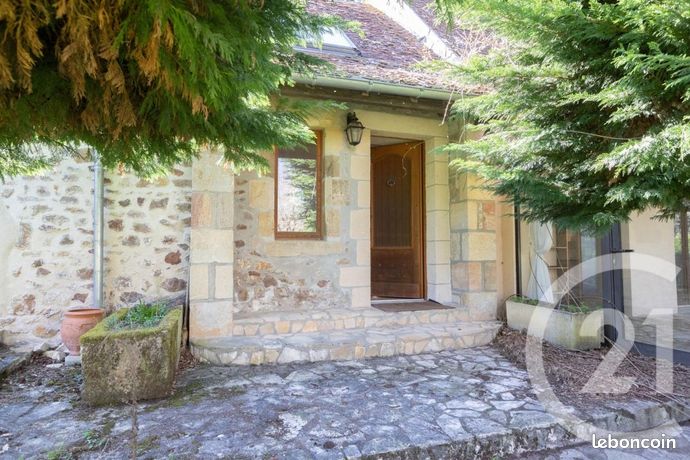 Maison 6 pièces 224 m²