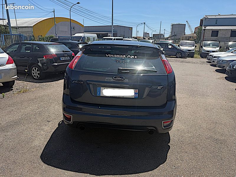 Ford FOCUS 2.5T 225CH ST 5P (image 6)