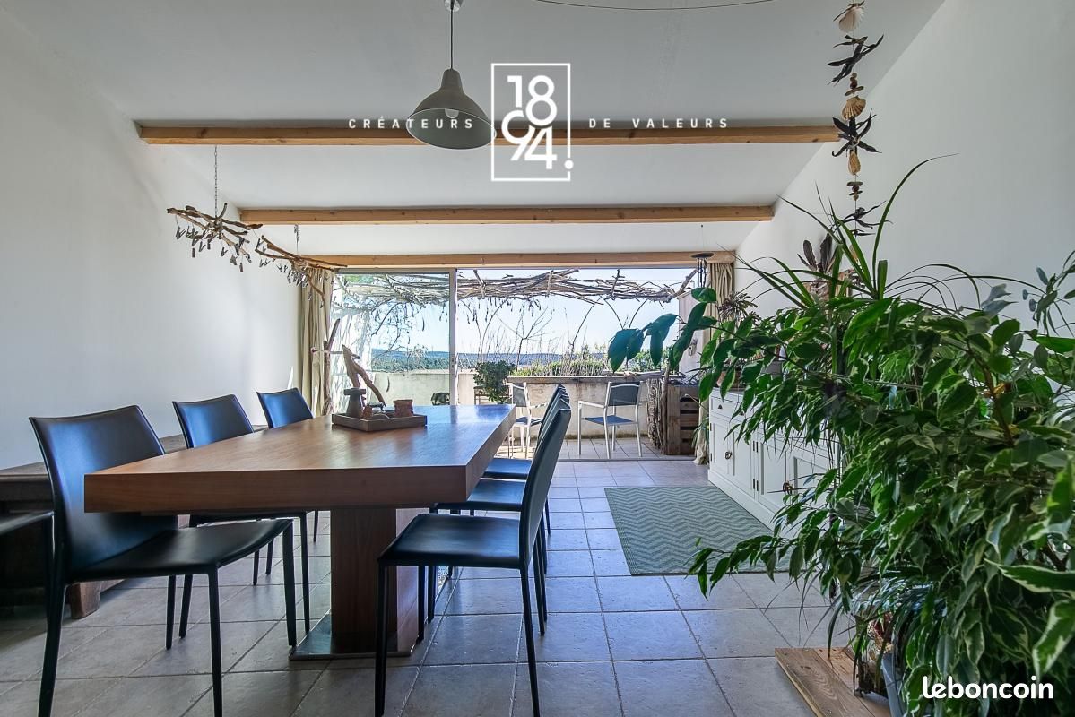 Maison 7 pièces 135 m² · à Venelles · 135 m² · 405 000 €