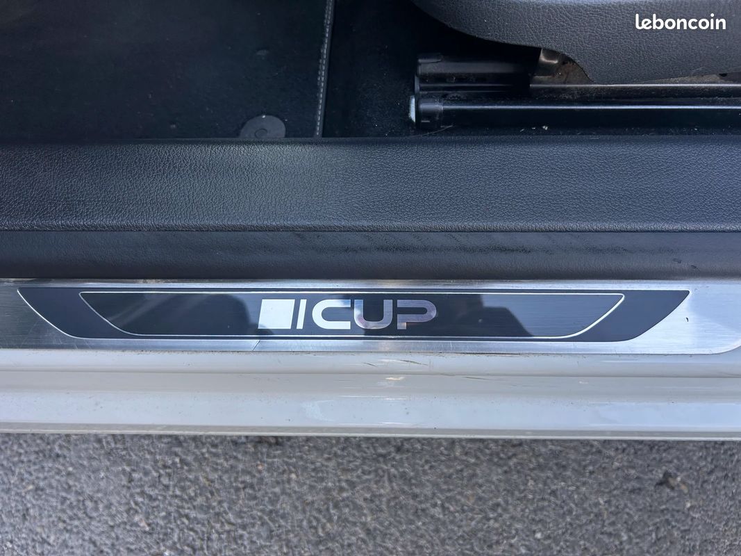 Volkswagen TIGUAN 2.0 TDi 16V DPF BlueMotion 140 cv CUP BMT (image 35)