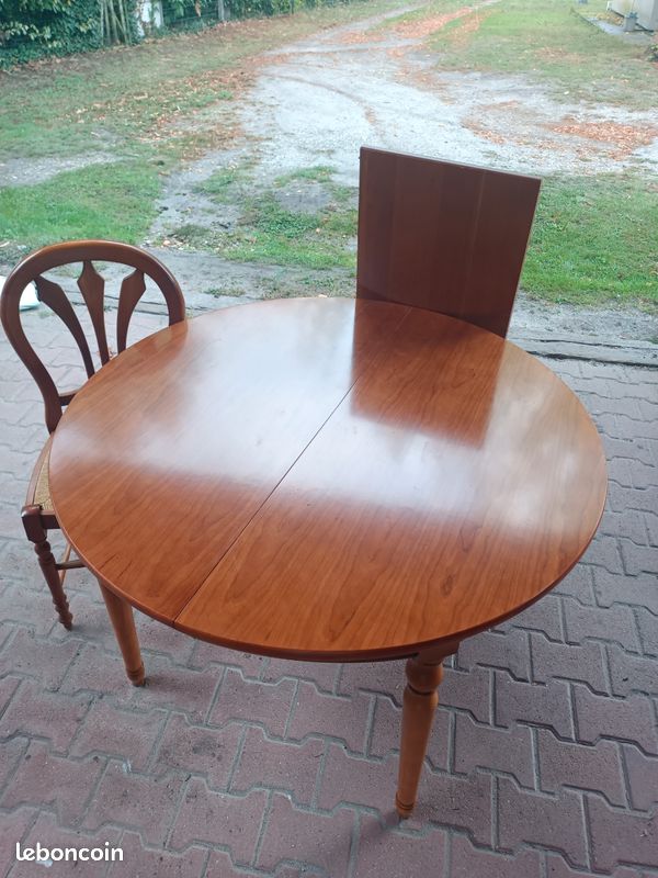 Table et chaises salle manger (image 1)