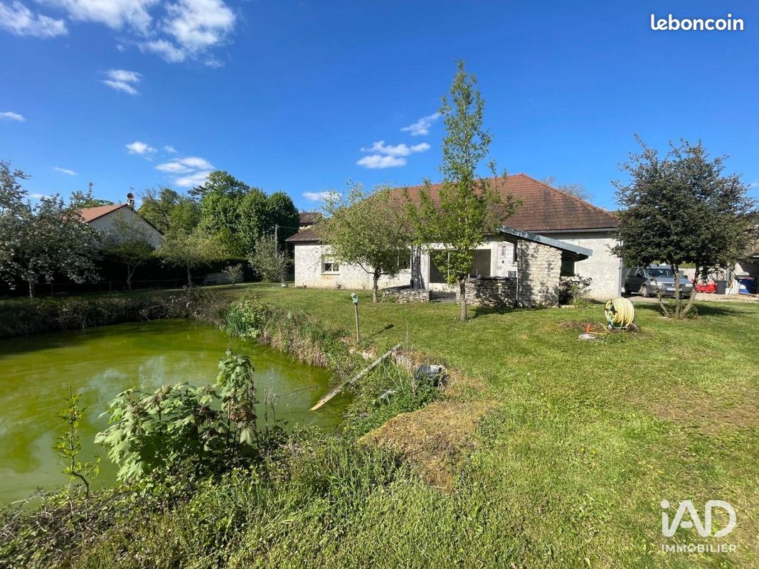 Maison 6 pièces 171 m² · à Laignes · 171 m² · 250 000 €