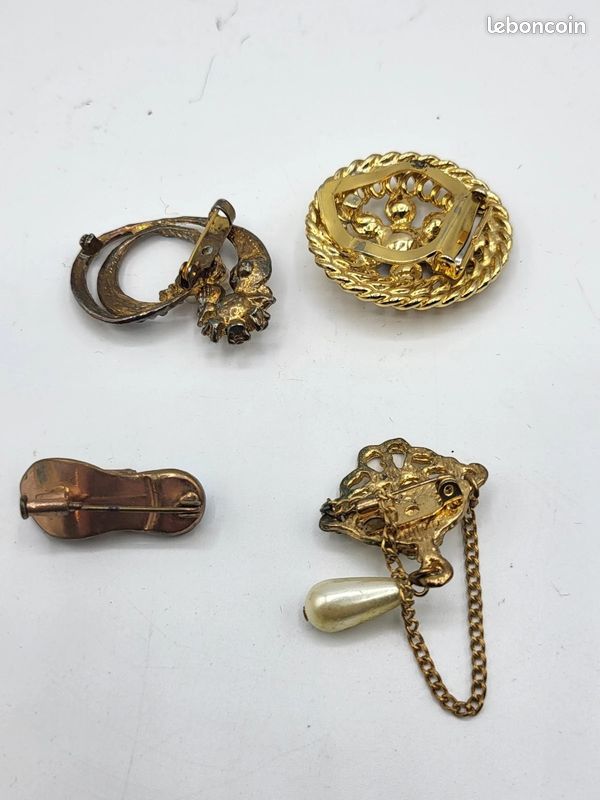 XB – Lot 4 Broches Vintage Fantaisie Strass Perles Dorées À Restaurer (image 7)