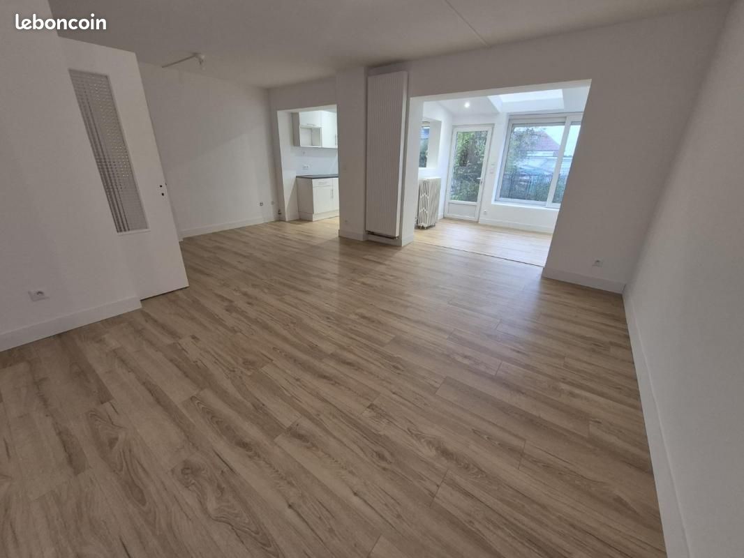 Maison 4 pièces 97 m² · à Cambrai · 97 m² · 895 €/mois