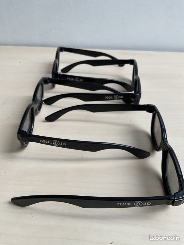 Lot 4 lunettes 3D (image 2)