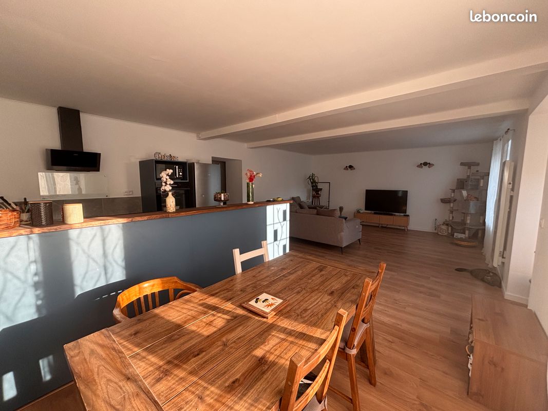 Maison 5 pièces 113 m² · à Larajasse · 113 m² · 168 000 €