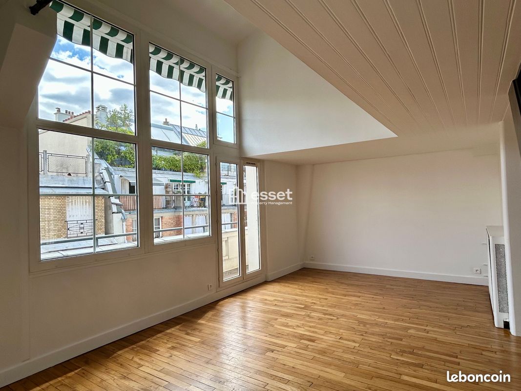 Appartement 4 pièces 93 m² · à Paris · 93 m² · 2 958 €/mois