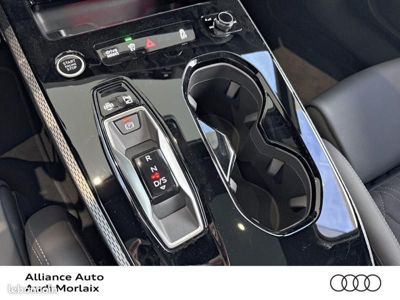 Audi A5 Avant 2.0 e-hybrid 299ch S line quattro S tronic 7 (image 14)