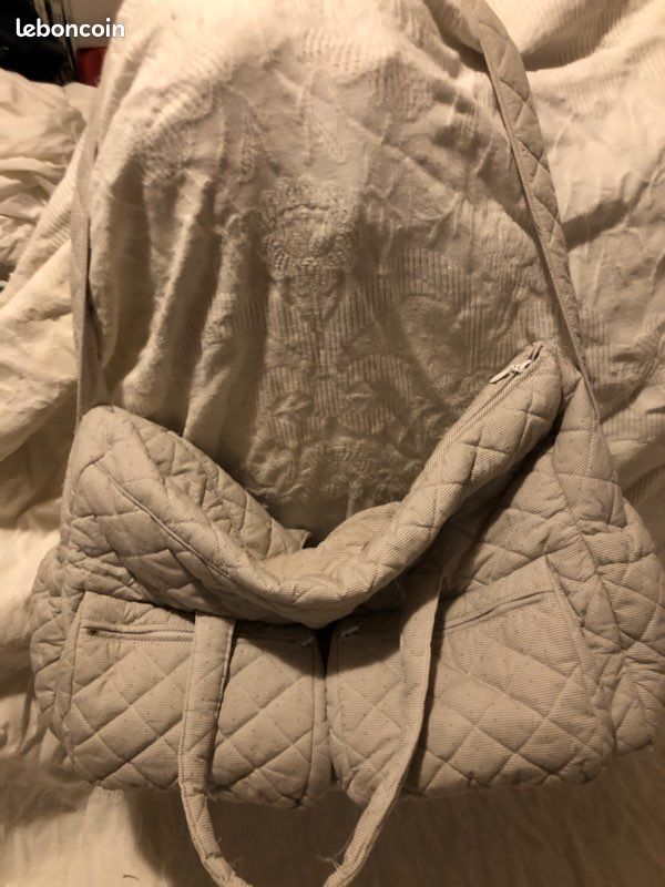 Sac de voyage (image 1)