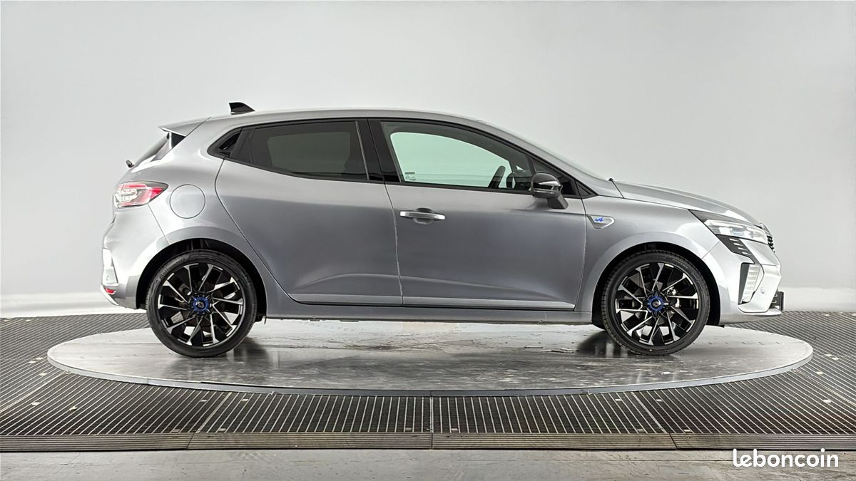 Renault clio tce 90 ch gsr2 esprit alpine (image 6)