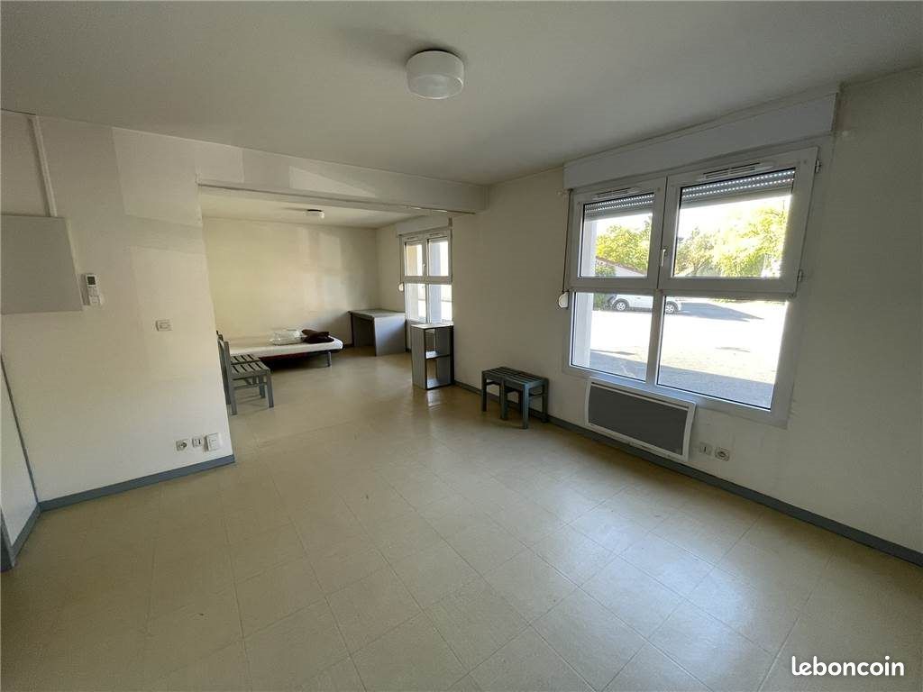 Appartement 1 pièce 31 m² · à Poitiers · 31 m² · 390 €