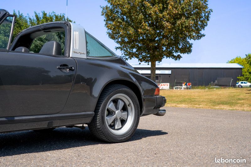 Porsche 911 3.0 SC TARGA 204 CH (image 12)