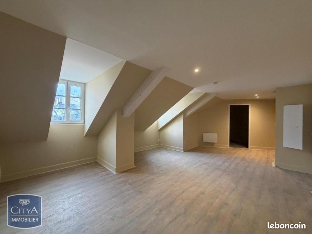 Appartement 1 pièce 31 m² · à Vichy · 31 m² · 450 €