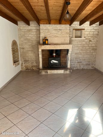 Location maison azire