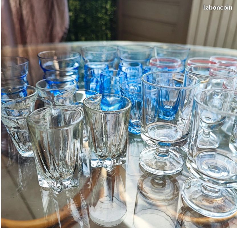 Lot de petits verres à digestif shoot verres à liqueur (image 1)