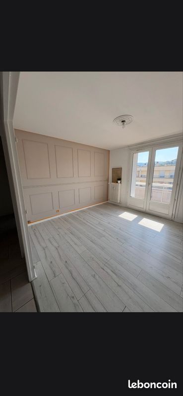 Appartement 3 pièces 60 m² · à Saint-Étienne · 60 m² · 730 €/mois