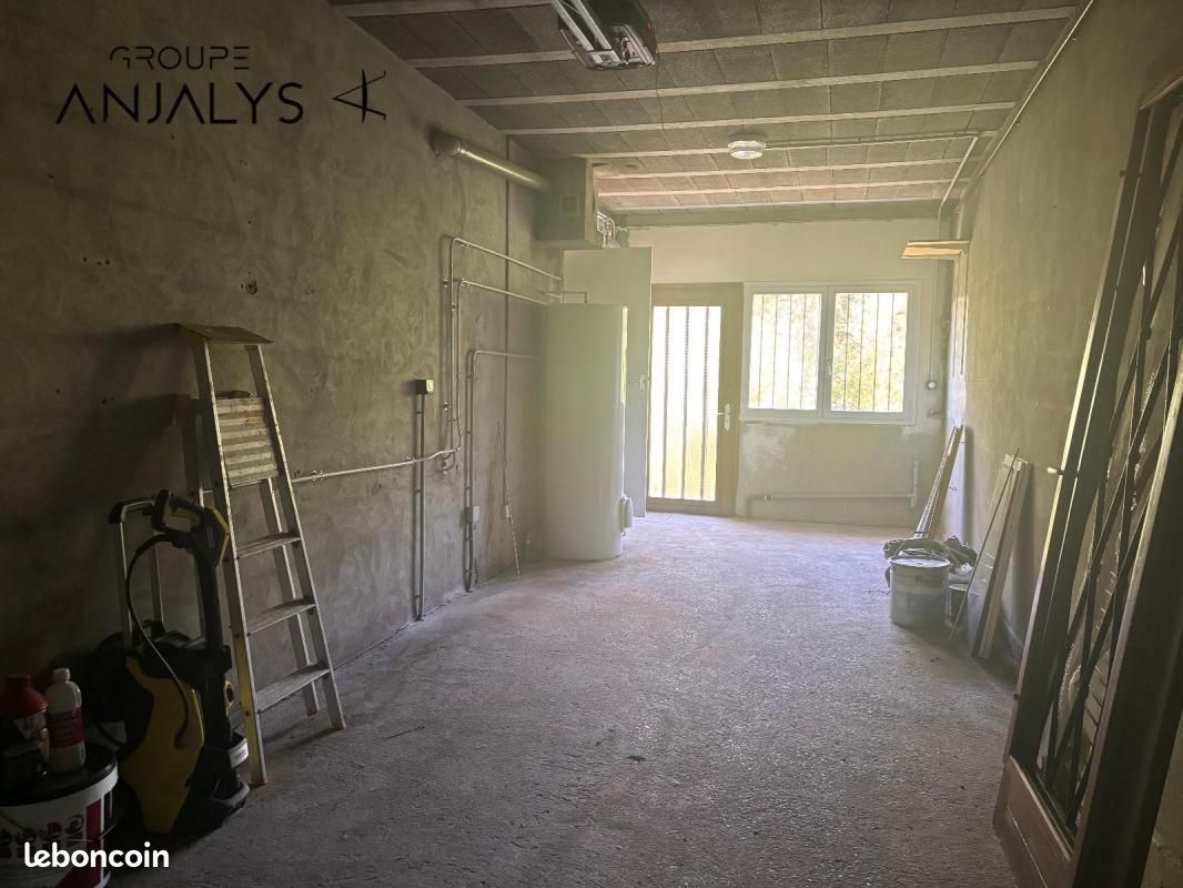 Maison a louer decines-charpieu - 5 pièce(s) - 125 m2 - Surfyn