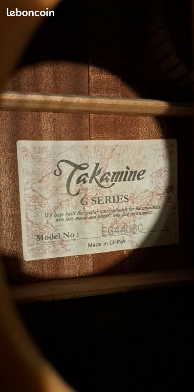 Guitare takamine (image 1)