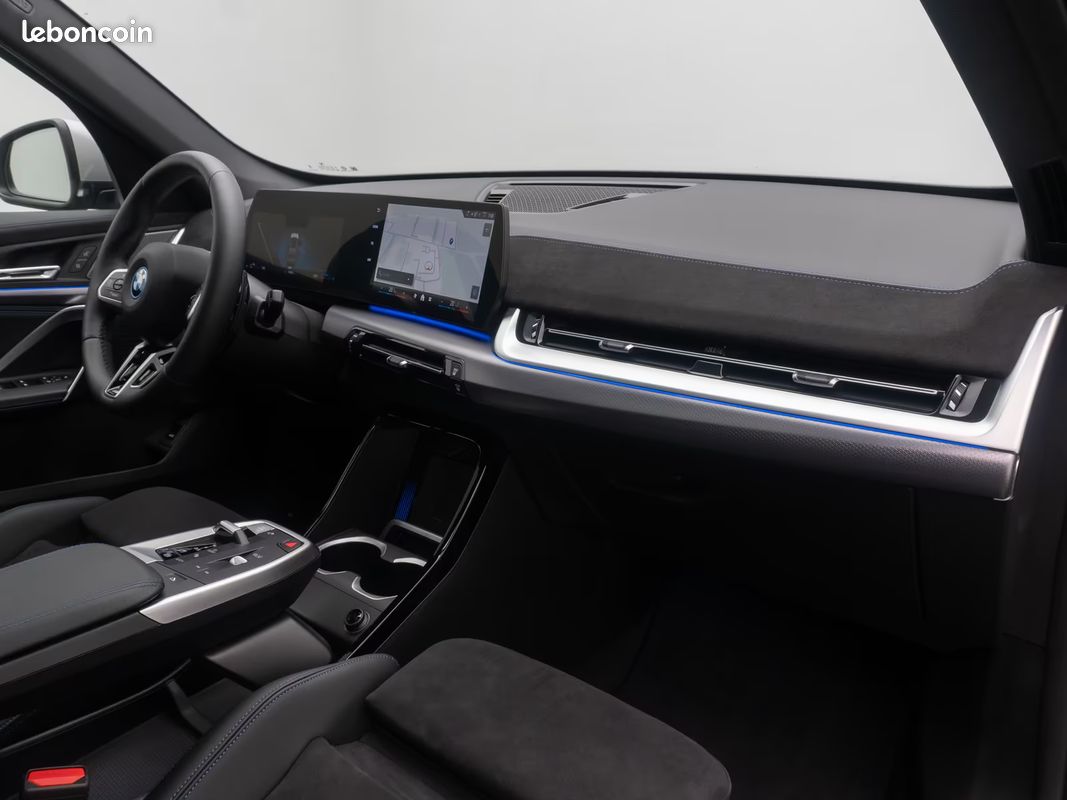BMW X1 25e XD 245Ch M-Sport - Toit ouvrant - Sièges élec à mémoire&chauff - Sound H&K - Suspension adaptative - Accès&démarrage sans clé - Hayon élec - Alarme - Carplay&Android auto (image 7)